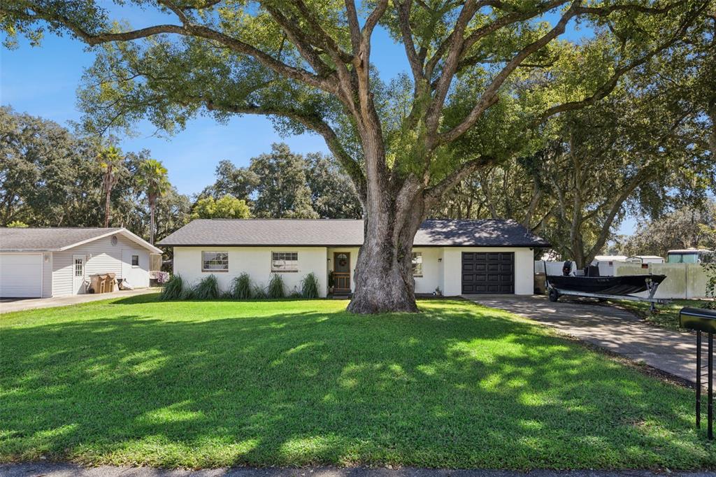 Property for sale at 27544 LISA DRIVE, TAVARES, FL, 32778