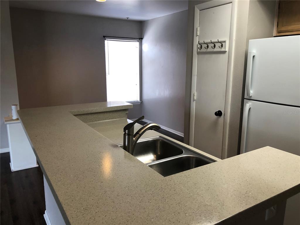 Property for sale at 498 N PIN OAK PLACE UNIT 304, LONGWOOD, FL, 32779