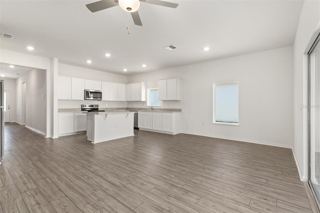 Property for sale at 1798 WHITE ELEPHANT LOOP, WINTER HAVEN, FL, 33884