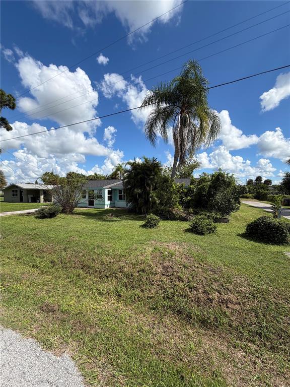 Property for sale at 25 WARREN AVENUE, ENGLEWOOD, FL, 34223