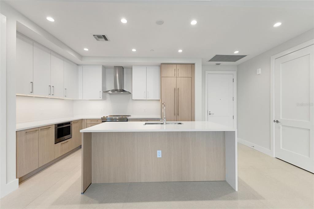 Property for sale at 275 1ST AVENUE S UNIT 2308, ST PETERSBURG, FL, 33701