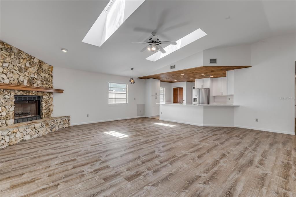 Property for sale at 1870 QUEEN PALM DRIVE, EDGEWATER, FL, 32141