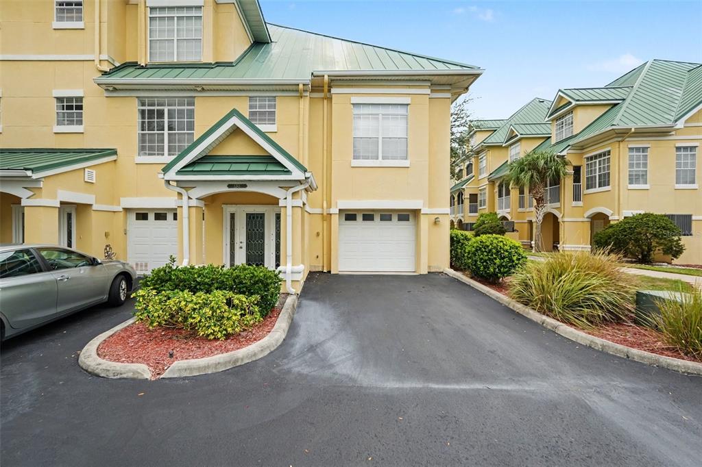 Property for sale at 6301 SUNSET BAY CIRCLE, APOLLO BEACH, FL, 33572
