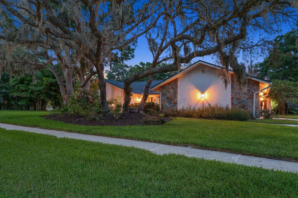 Property for sale at 2423 FOXHEAD WAY, CLEARWATER, FL, 33759