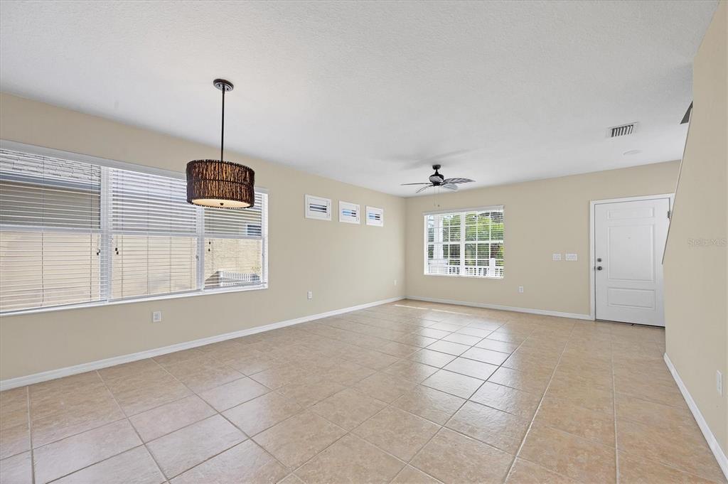 Dining room/great room combo for perfect entertaining