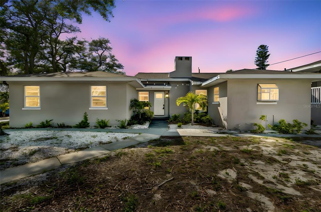 Property for sale at 125 HARBOR BLUFF DRIVE, LARGO, FL, 33770
