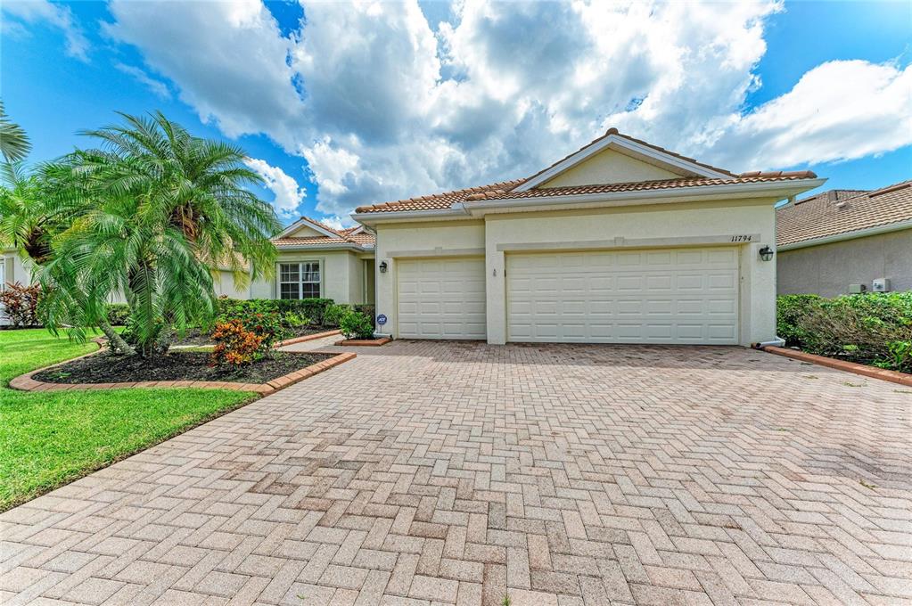 Property for sale at 11794 GRANITE WOODS LOOP, VENICE, FL, 34292