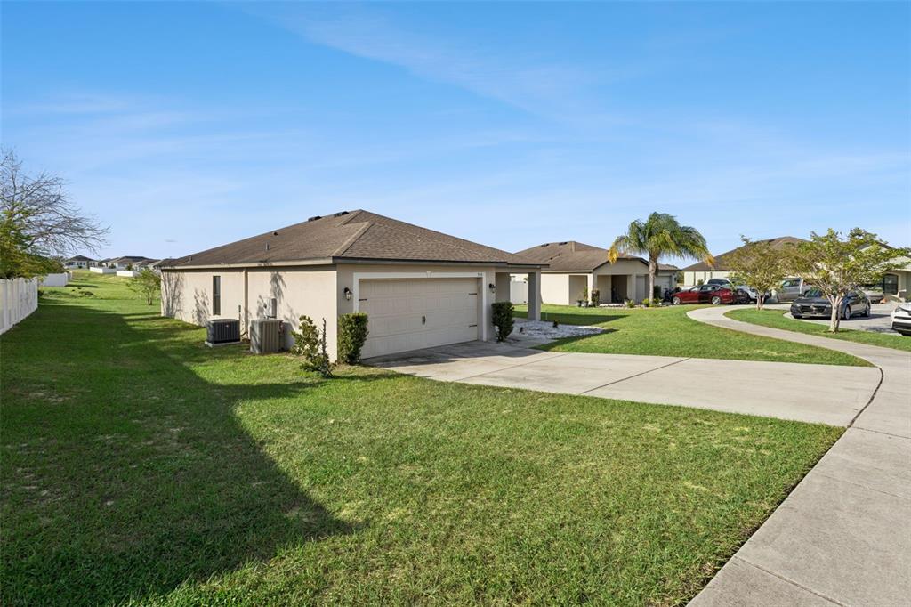 Property for sale at 955 ASPEN VIEW CIRCLE, GROVELAND, FL, 34736