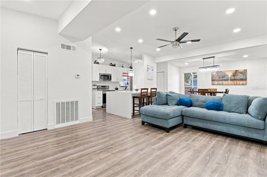 Property for sale at 21512 EDGEWATER DRIVE, PORT CHARLOTTE, FL, 33952
