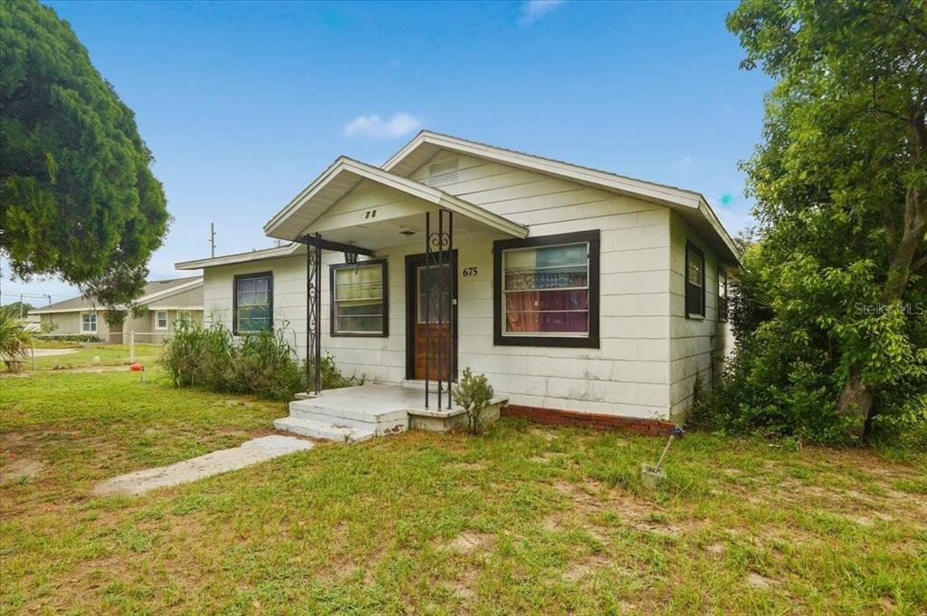 Property for sale at 675 E BAY AVENUE, EAGLE LAKE, FL, 33839