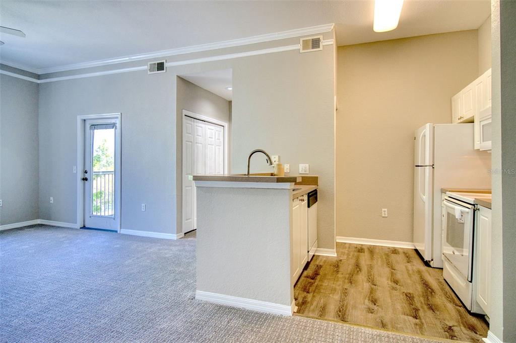 Property for sale at 5146 NORTHRIDGE ROAD UNIT 303, SARASOTA, FL, 34238