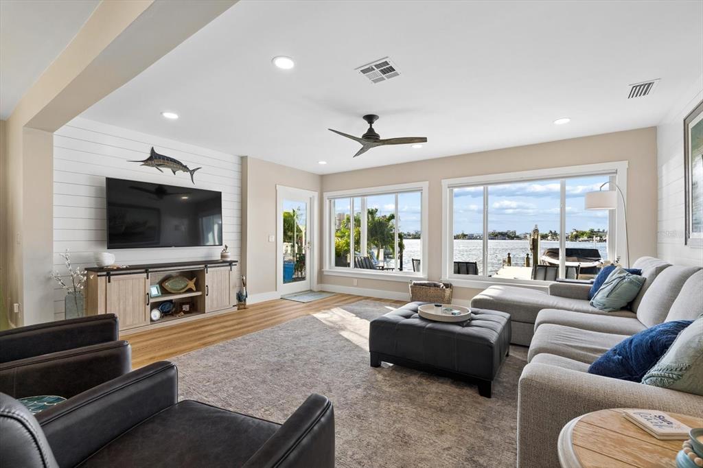 Property for sale at 112 WALL STREET, REDINGTON SHORES, FL, 33708
