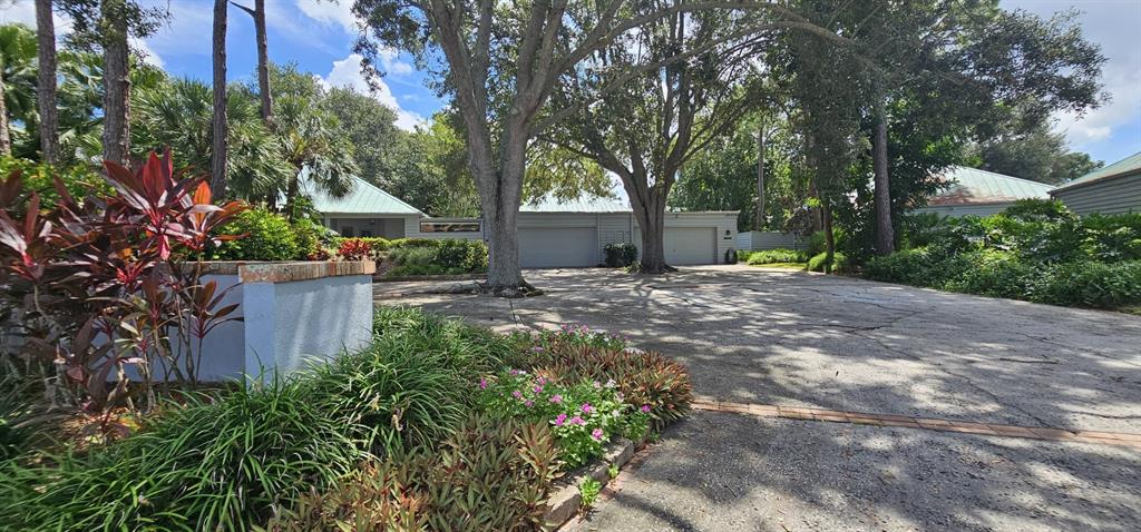Property for sale at 10495 LONGWOOD DRIVE, LARGO, FL, 33777