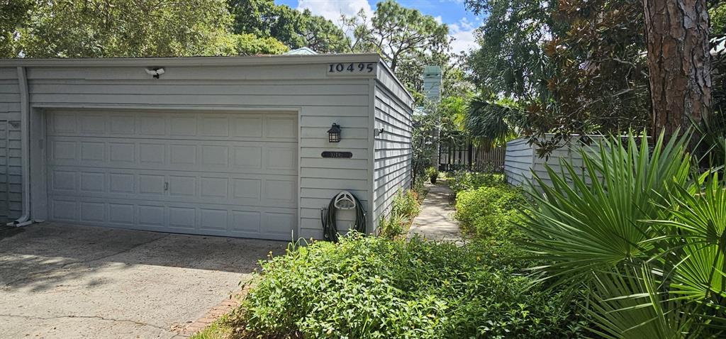 Property for sale at 10495 LONGWOOD DRIVE, LARGO, FL, 33777