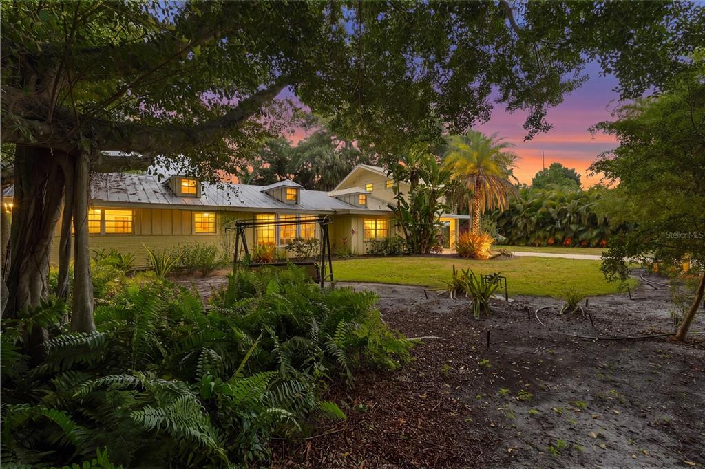 Property for sale at 2480 ALAMEDA AVENUE, SARASOTA, FL, 34234