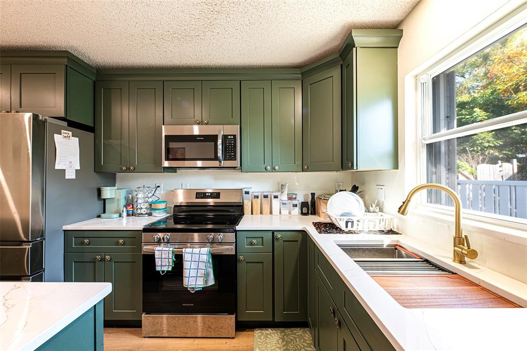 Property for sale at 6401 CEDARBROOK DRIVE S, PINELLAS PARK, FL, 33782