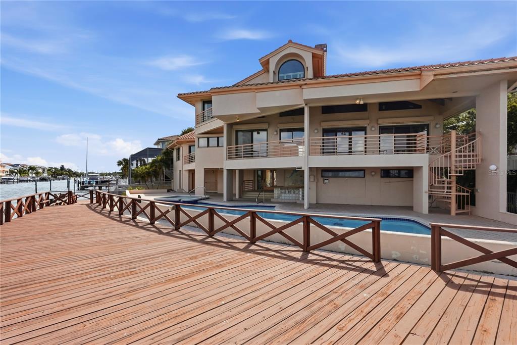 Property for sale at 2869 SEABREEZE DRIVE S, GULFPORT, FL, 33707