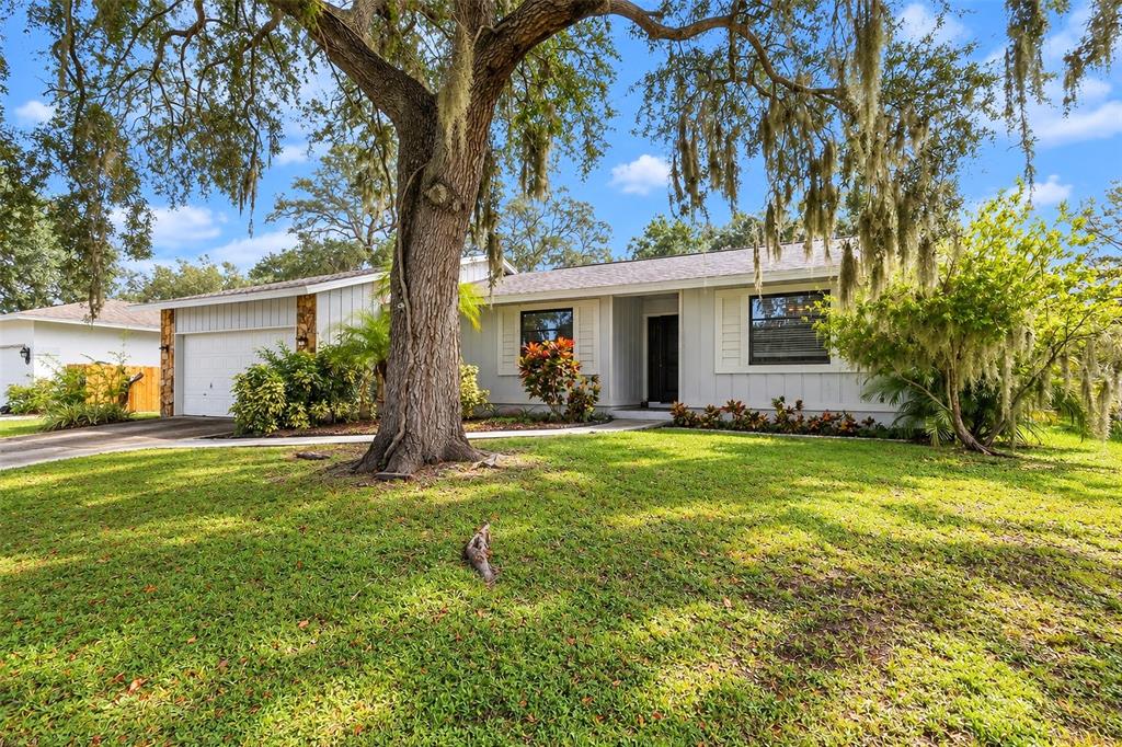 Property for sale at 2475 WOOD OAK DRIVE, SARASOTA, FL, 34232