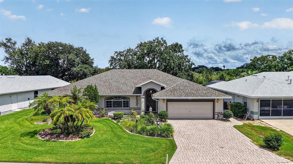 Property for sale at 21526 KING HENRY AVENUE, LEESBURG, FL, 34748