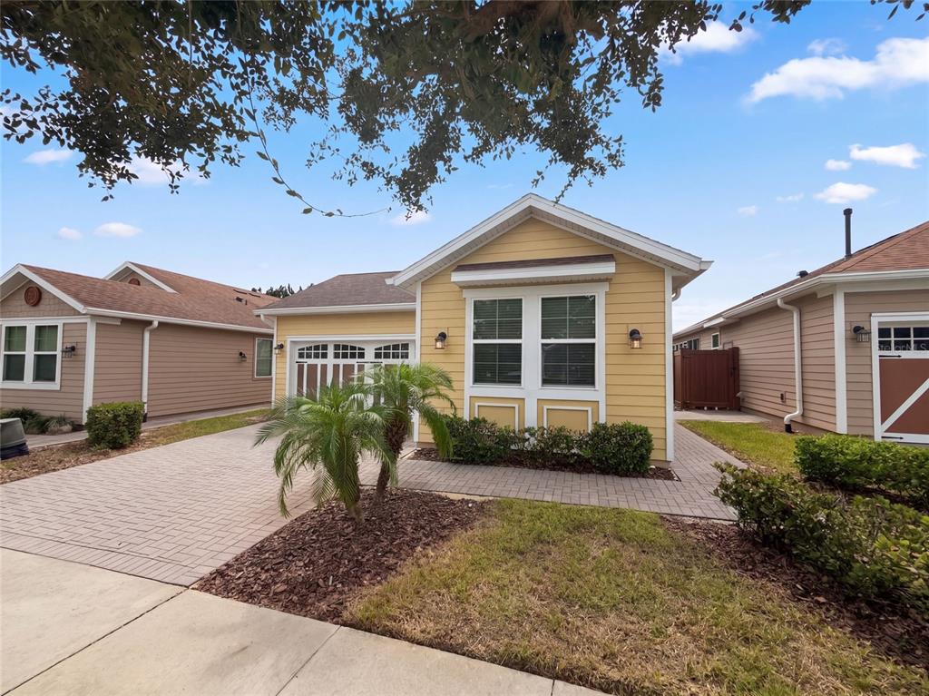 Property for sale at 394 ALCOVE DRIVE, GROVELAND, FL, 34736