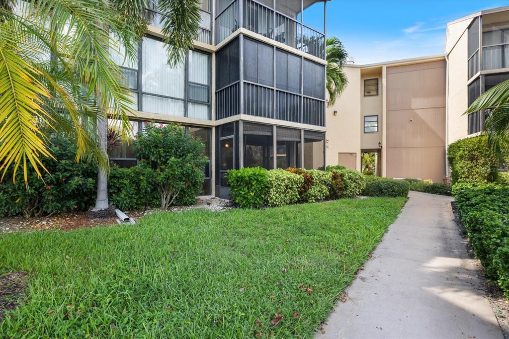 Property for sale at 612 BIRD BAY DRIVE S UNIT 118, VENICE, FL, 34285