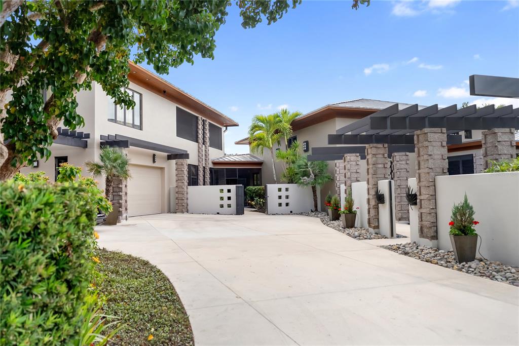 Property for sale at 1804 N LAKE SHORE DRIVE, SARASOTA, FL, 34231