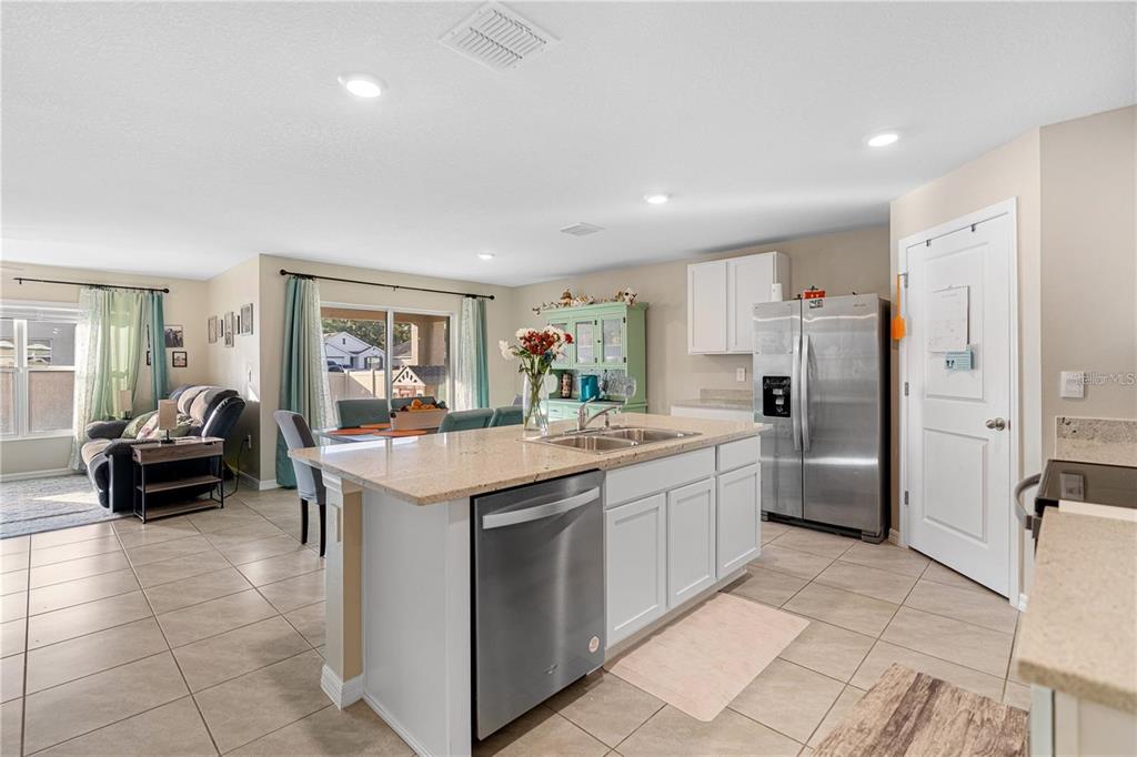 Property for sale at 11389 SE 67TH CIRCLE, BELLEVIEW, FL, 34420