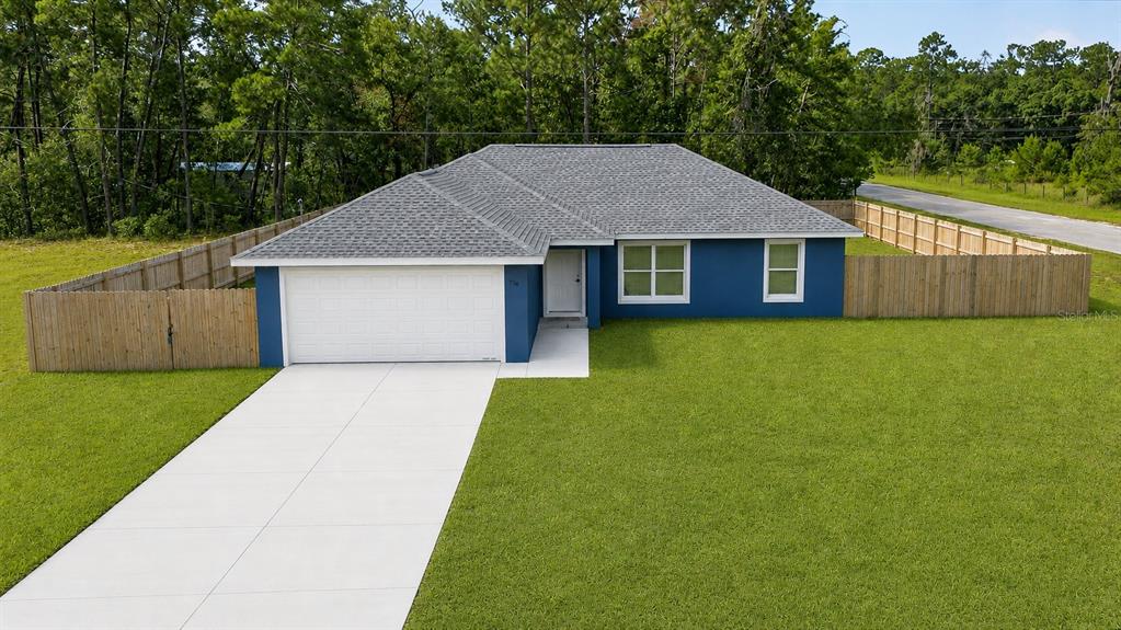 Property for sale at 138 FISHER RUN, OCKLAWAHA, FL, 32179