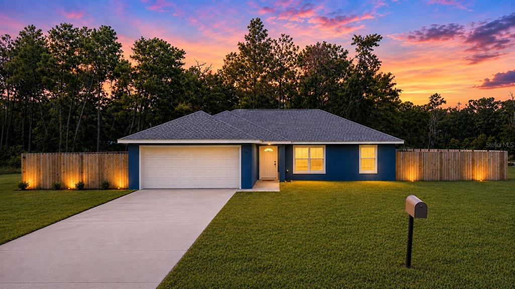 Property for sale at 138 FISHER RUN, OCKLAWAHA, FL, 32179