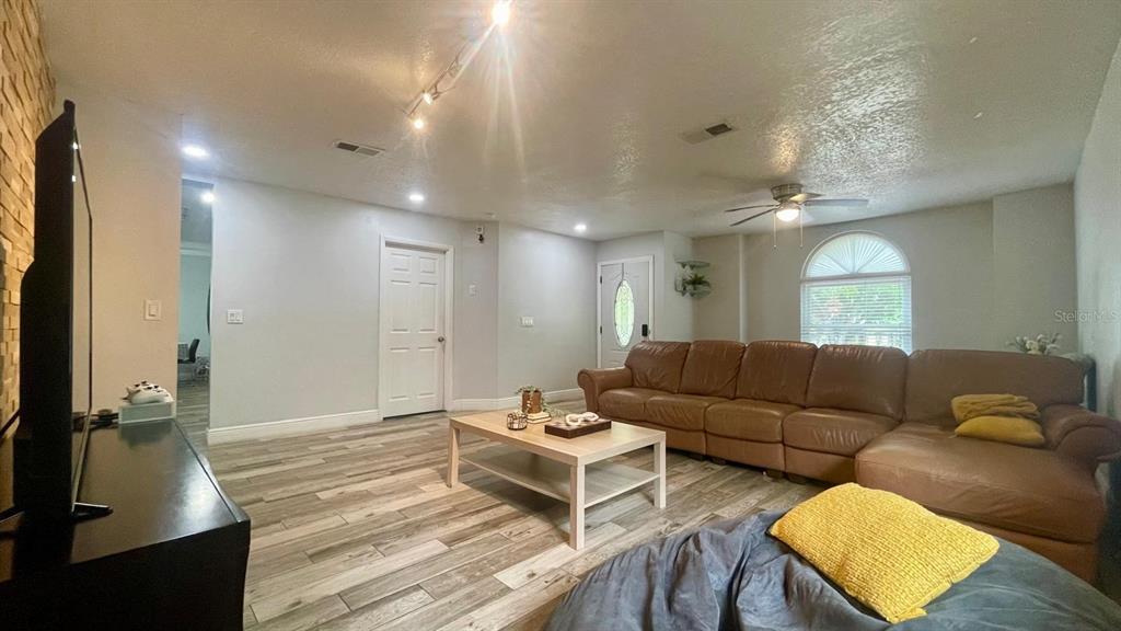 Property for sale at 1044 NIN STREET, ORLANDO, FL, 32835