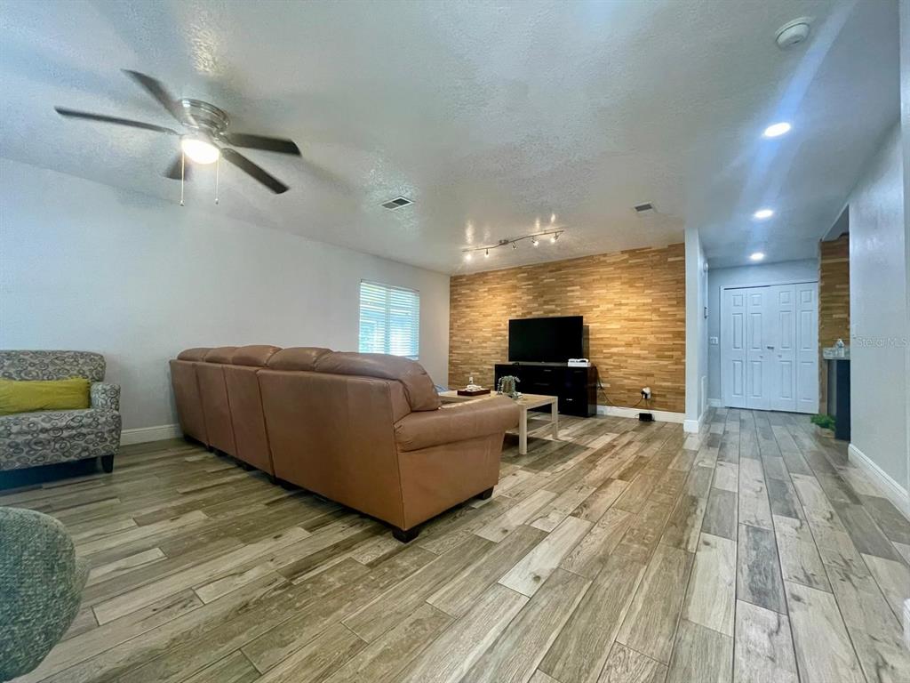 Property for sale at 1044 NIN STREET, ORLANDO, FL, 32835