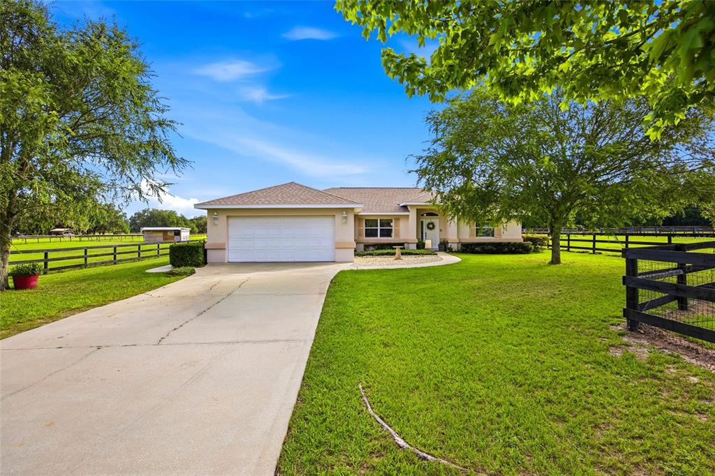 Property for sale at 19630 SE 15TH PLACE, MORRISTON, FL, 32668
