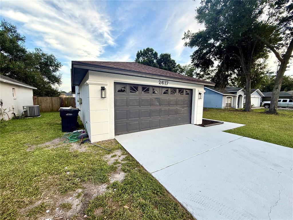 Property for sale at 2617 SUNDANCE CIRCLE, MULBERRY, FL, 33860