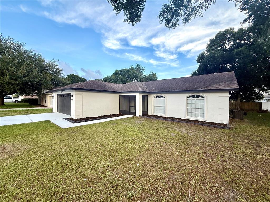Property for sale at 2617 SUNDANCE CIRCLE, MULBERRY, FL, 33860