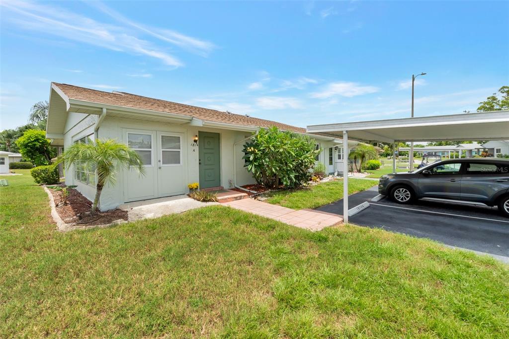Property for sale at 1814 FOXHUNT DRIVE UNIT A, SUN CITY CENTER, FL, 33573