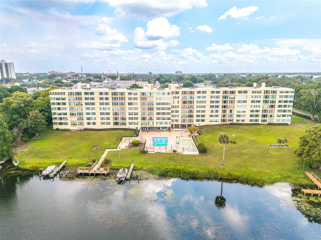 Property for sale at 700 MIRROR TERRACE NW UNIT 511, WINTER HAVEN, FL, 33881