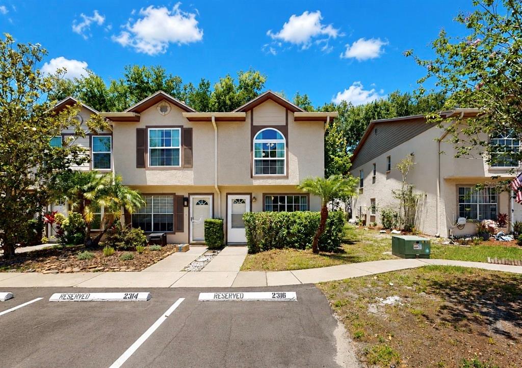 Property for sale at 2316 FLETCHERS POINT CIRCLE, TAMPA, FL, 33613