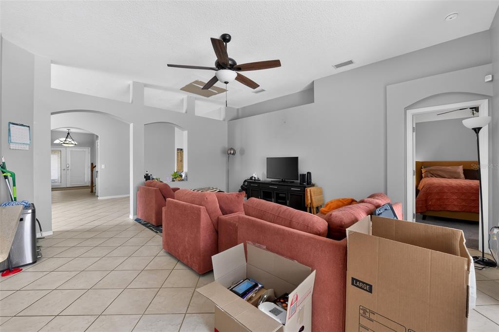 Property for sale at 6717 GUILFORD CREST DRIVE, APOLLO BEACH, FL, 33572