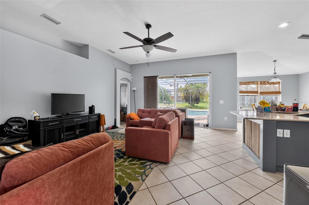 Property for sale at 6717 GUILFORD CREST DRIVE, APOLLO BEACH, FL, 33572