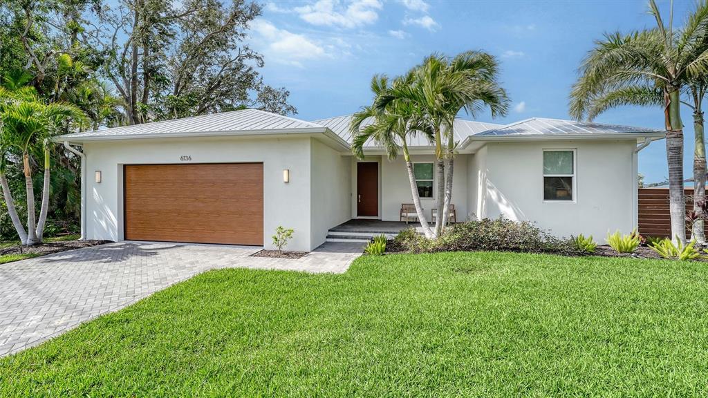 Property for sale at 6136 HOLLYWOOD BOULEVARD, SARASOTA, FL, 34231