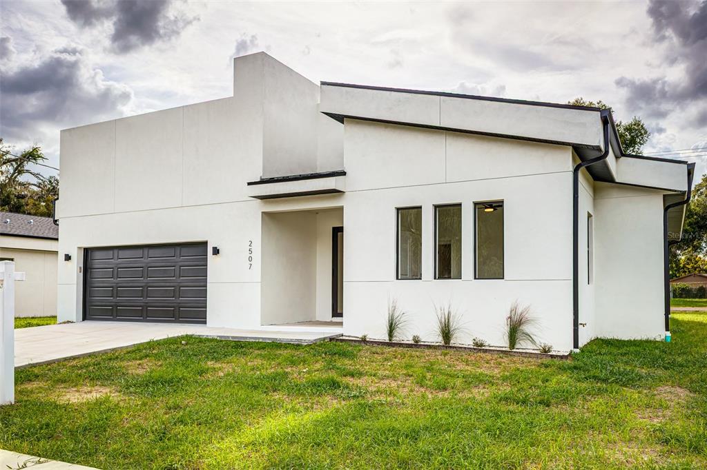 Property for sale at 2507 FAIRVIEW AVENUE, SEFFNER, FL, 33584
