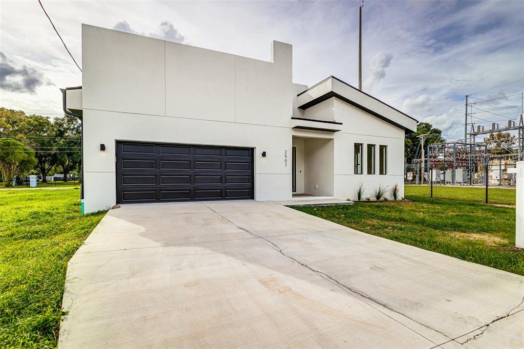 Property for sale at 2507 FAIRVIEW AVENUE, SEFFNER, FL, 33584