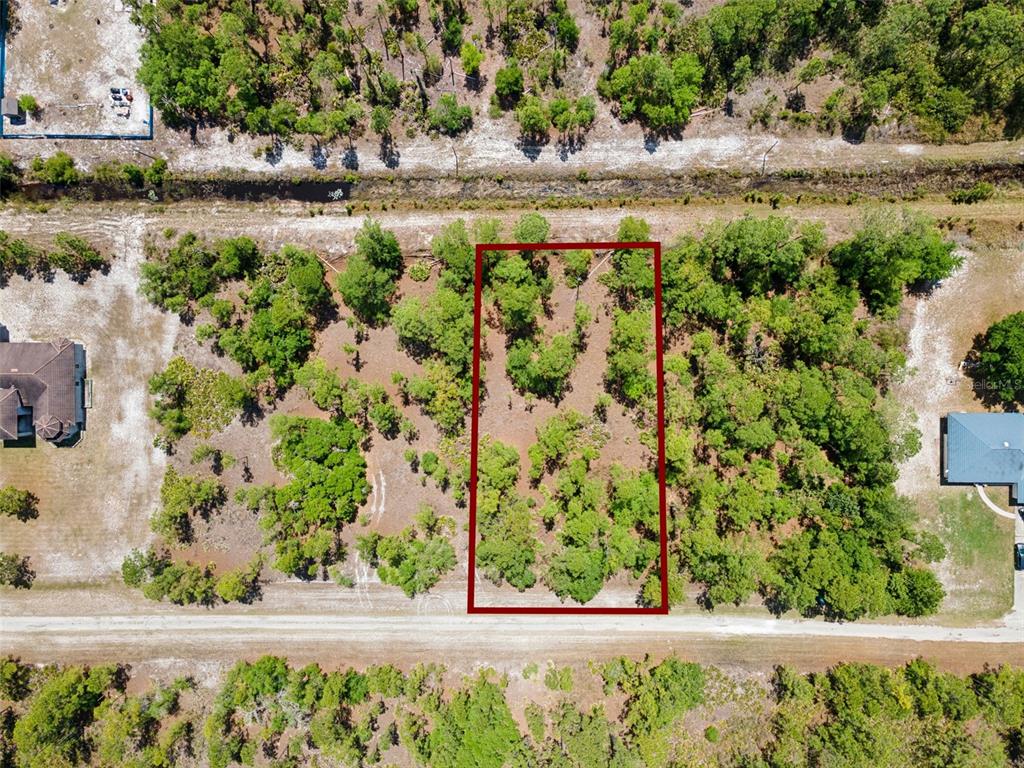 Property for sale at 3871 GALLARDIA DRIVE, INDIAN LAKE ESTATES, FL, 33855