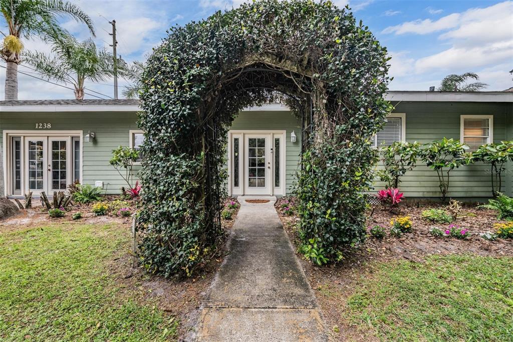 Property for sale at 1238 S HIGHLAND PARK DRIVE, LAKE WALES, FL, 33898