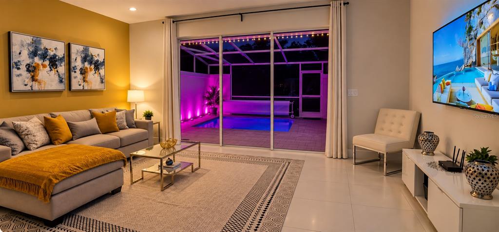 Private splash pool