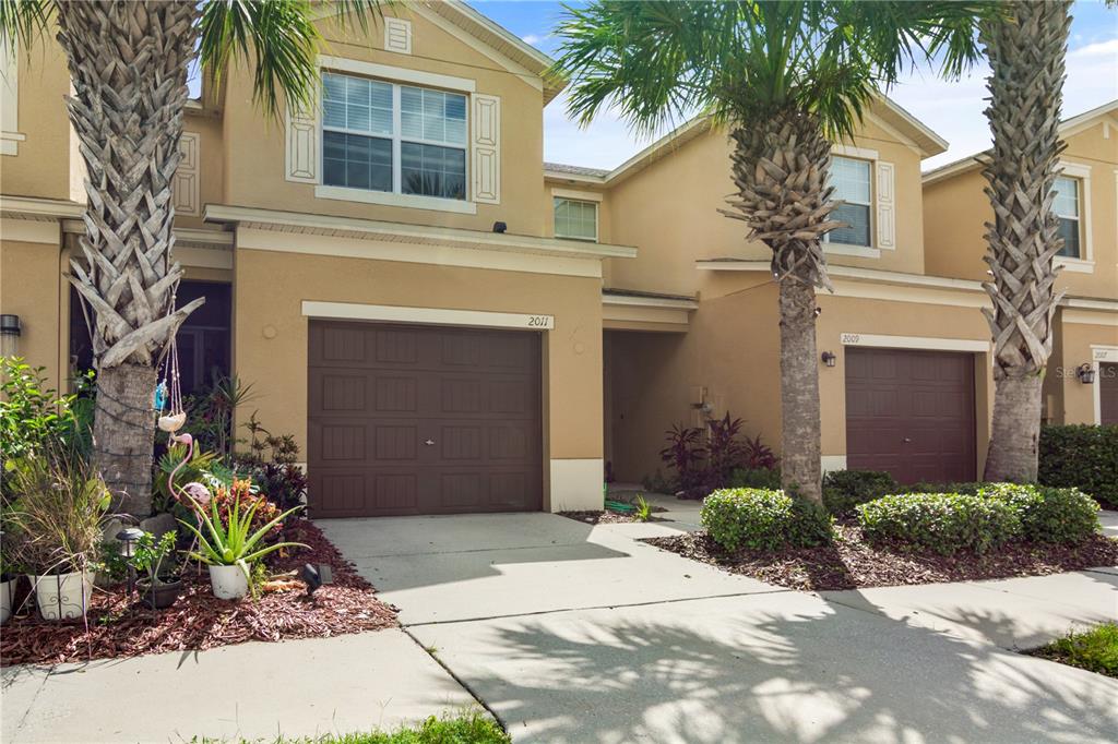 Property for sale at 2011 HAWKS VIEW DRIVE, RUSKIN, FL, 33570
