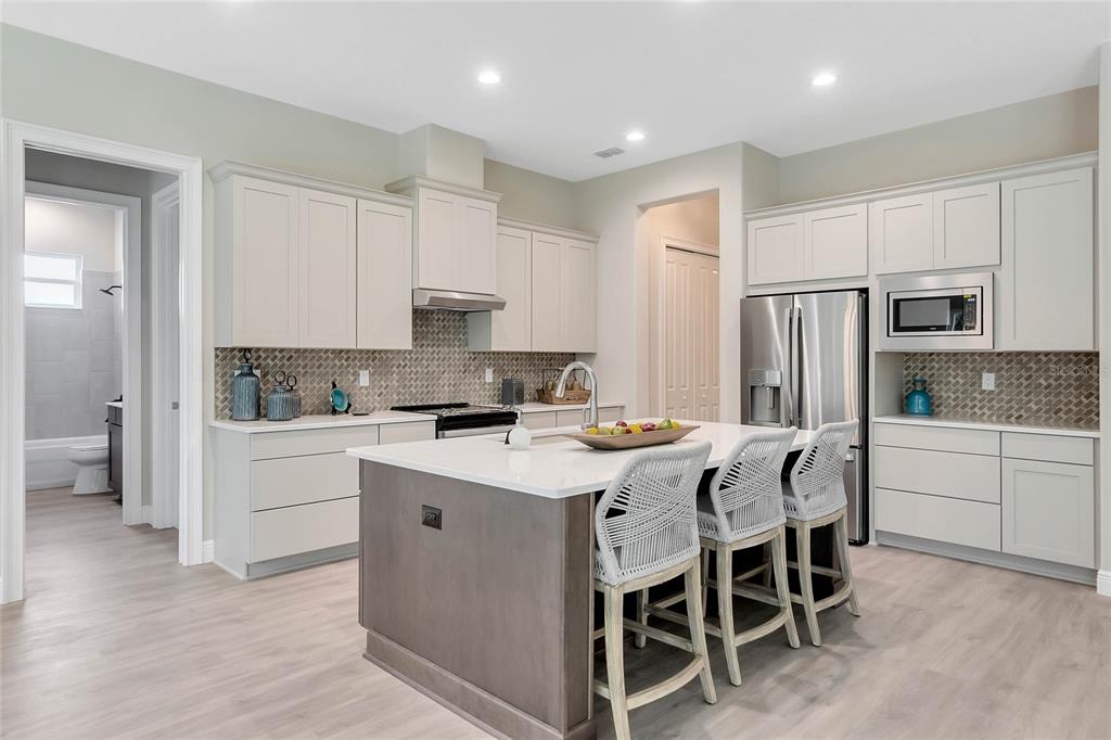 Property for sale at 4049 PINNACLE PLACE, LADY LAKE, FL, 32159