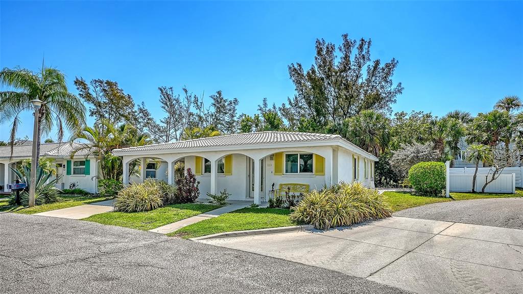 Property for sale at 554 SPANISH DRIVE S, LONGBOAT KEY, FL, 34228