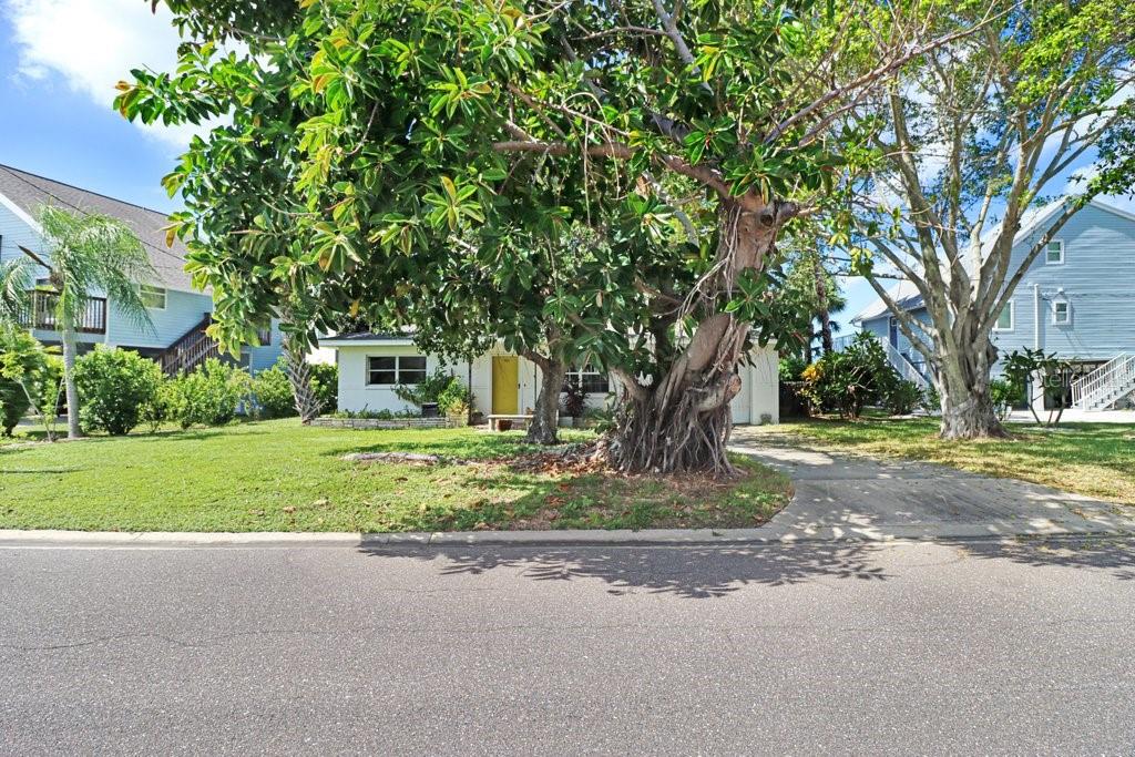 Property for sale at 388 12TH AVENUE, INDIAN ROCKS BEACH, FL, 33785