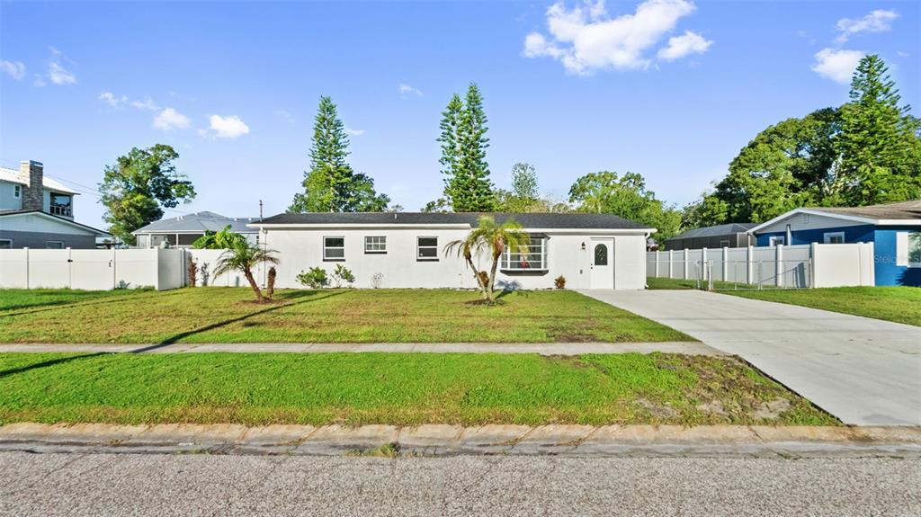 Property for sale at 310 COUNTRY CLUB DRIVE, OLDSMAR, FL, 34677